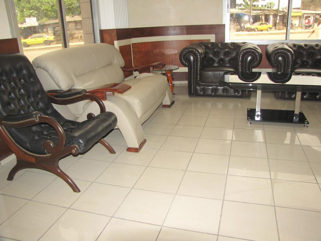 Afrique Hotel Douala Airport Екстериор снимка