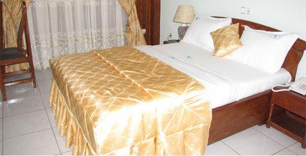 Afrique Hotel Douala Airport Стая снимка
