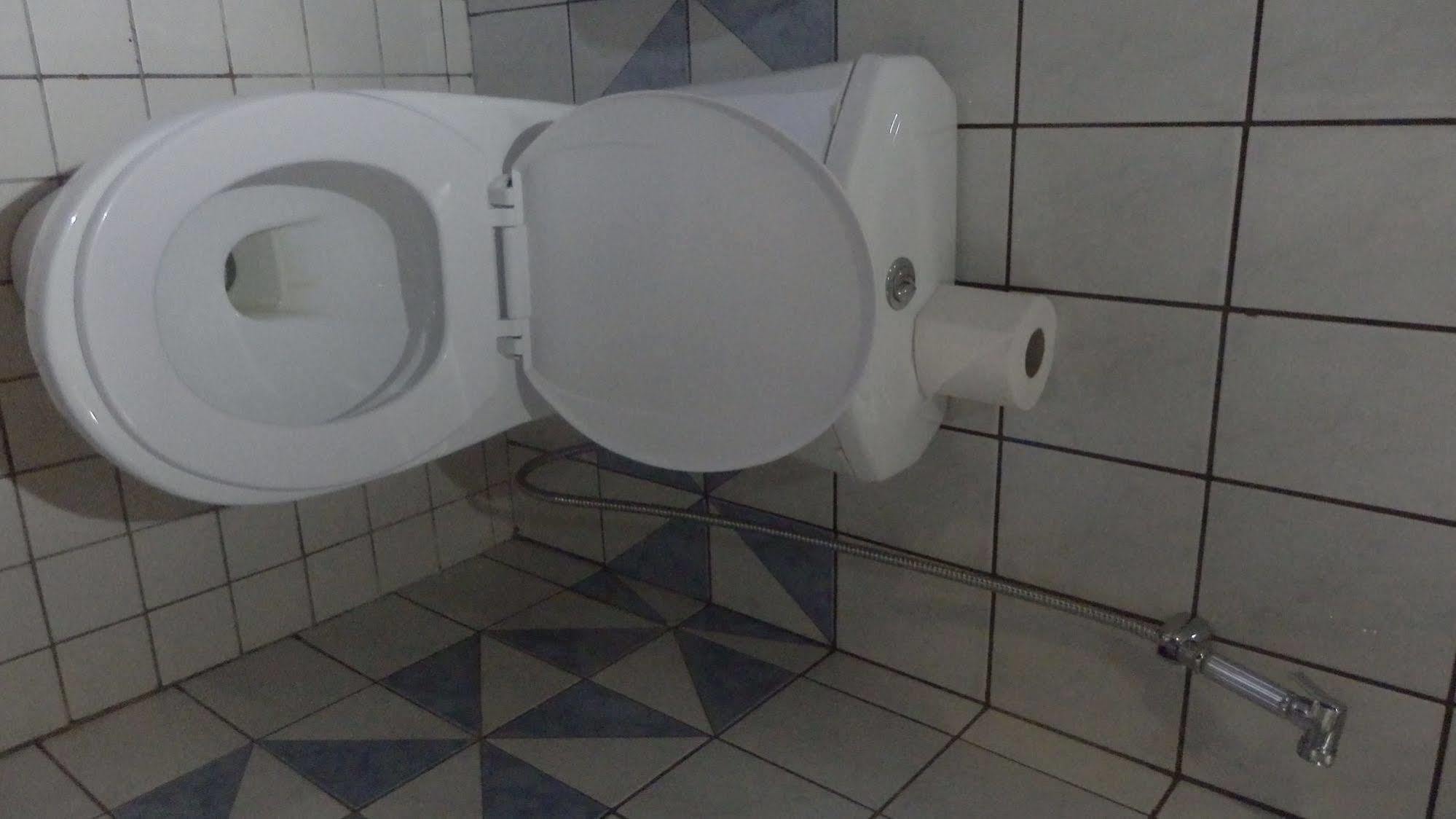 Afrique Hotel Douala Airport Екстериор снимка